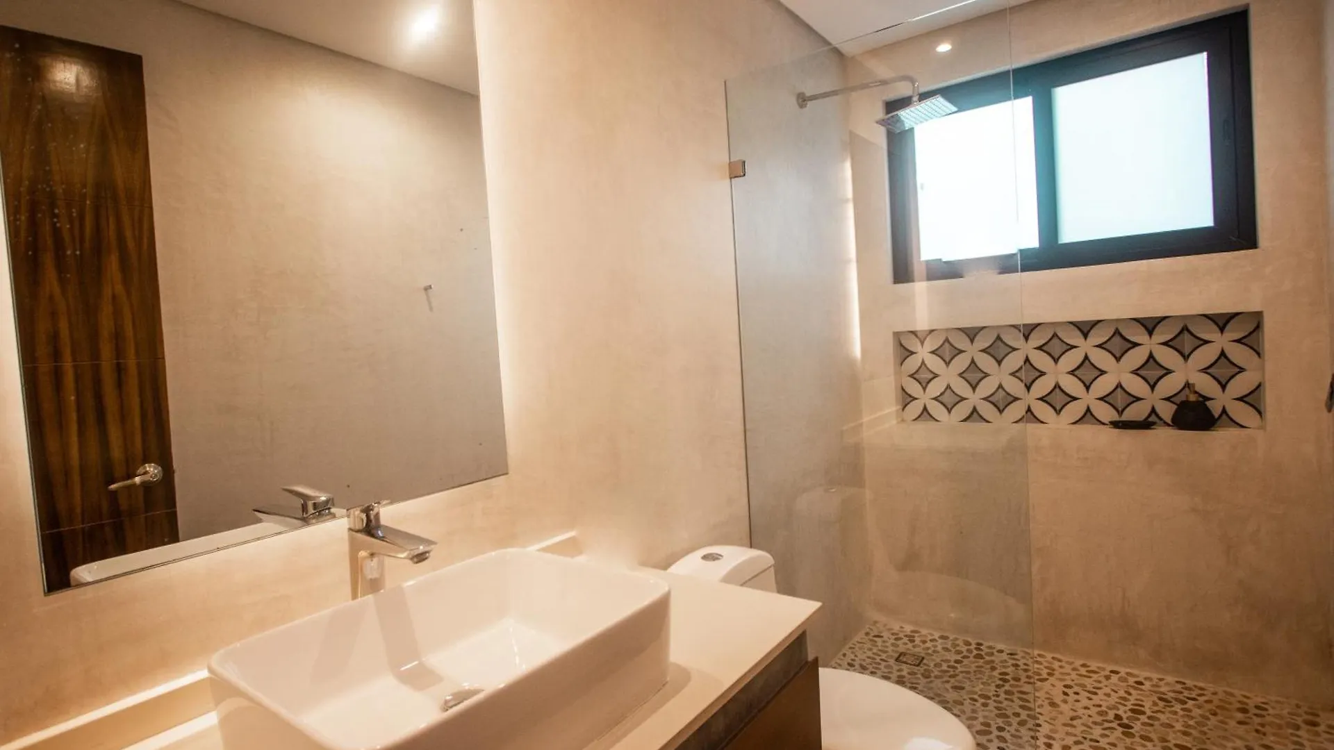 Alojamiento Exclusivo En Condominio Panoramic, Tulum